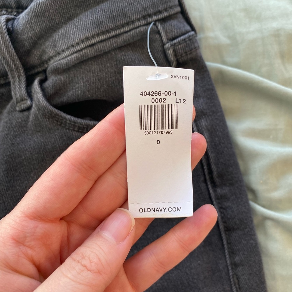 Old Navy High Rise Wow Jeans - Picture 5 of 6
